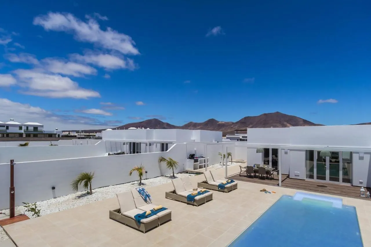 Villa Lavanda by Villa Plus Playa Blanca
