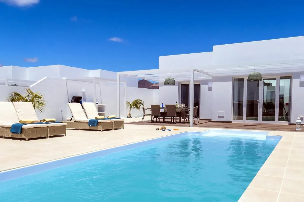 Villa Lavanda by Villa Plus Playa Blanca