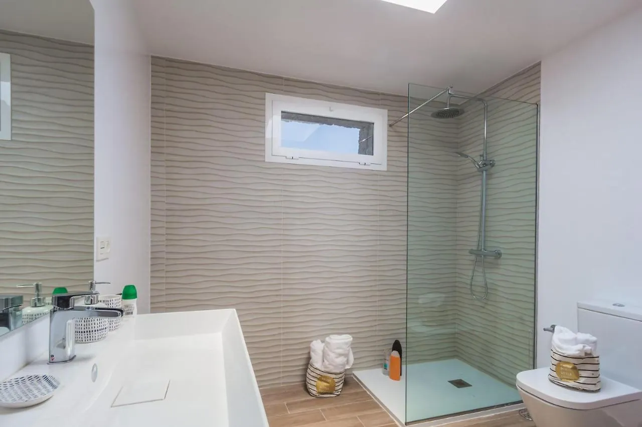 Villa Lavanda by Villa Plus Playa Blanca  Spagna